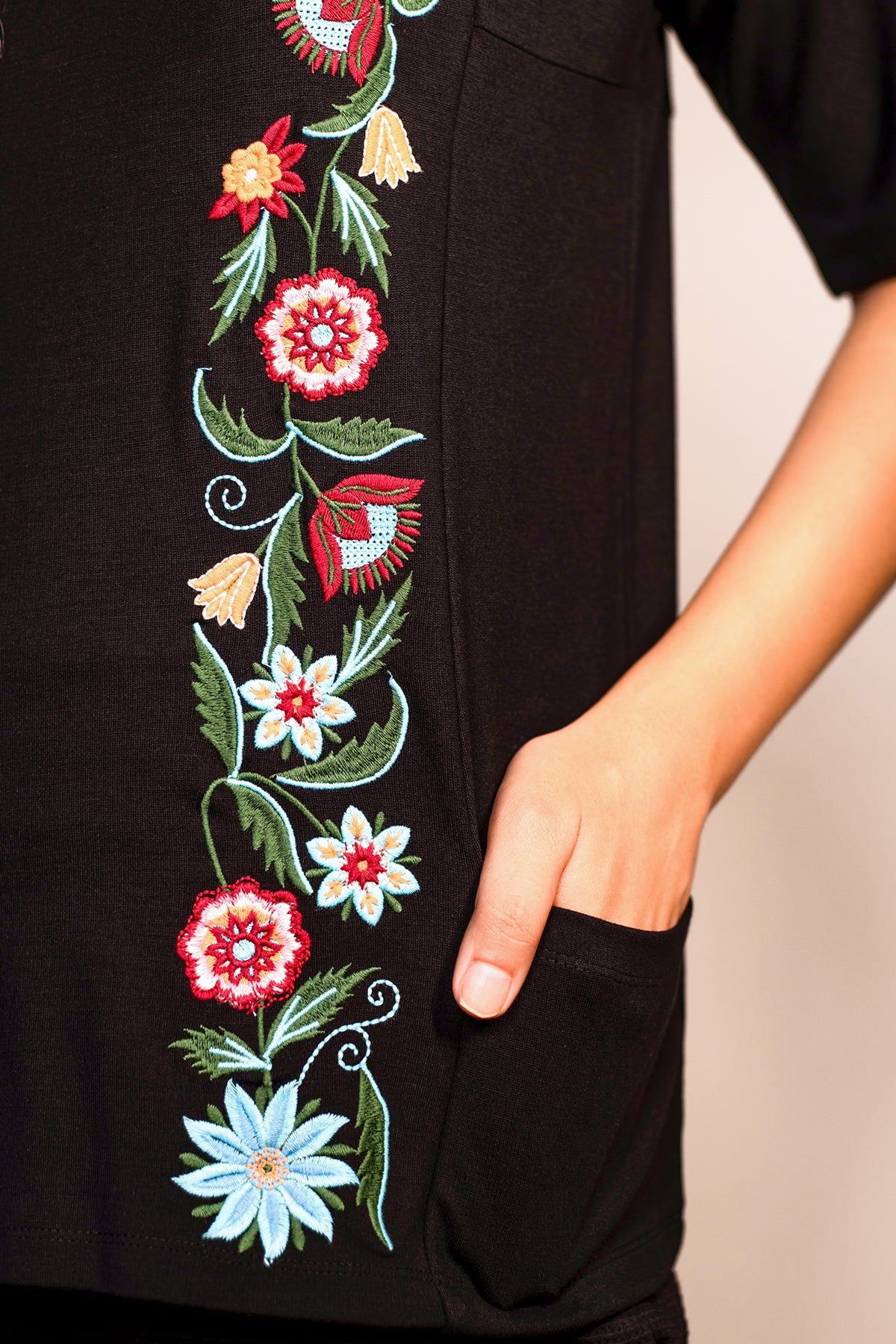 Gaurangi Top with Pockets